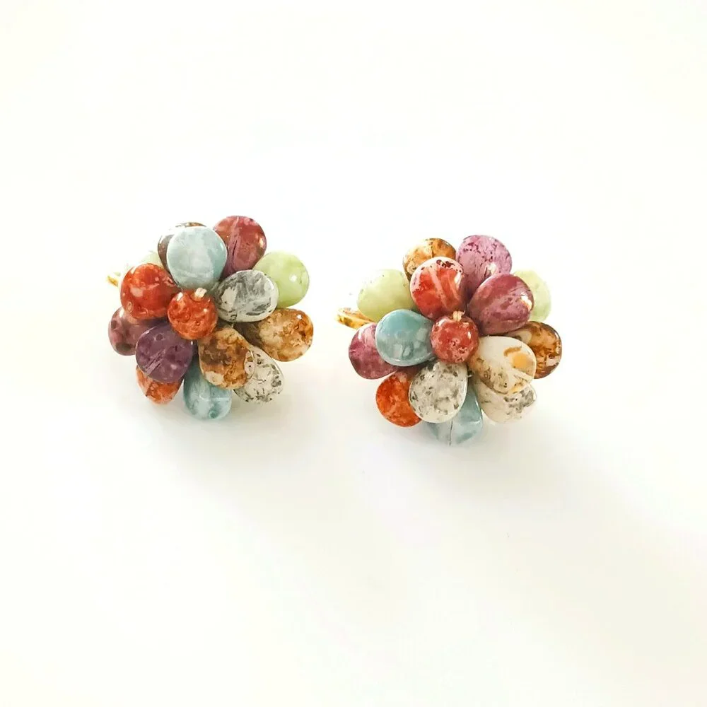 Vintage Beaded Stone Cluster Earrings Speckle Earth Tone Gold Clip On Jewelry